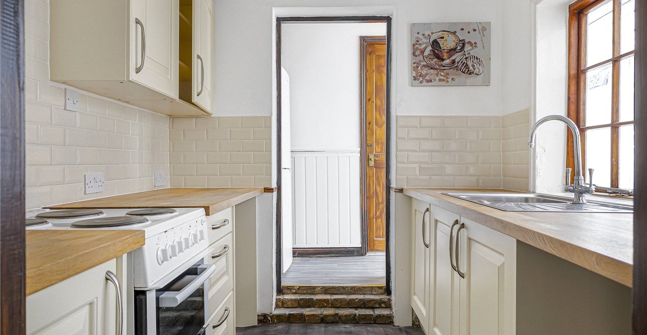3 bedroom house for sale in Gravesend | Robinson Michael & Jackson