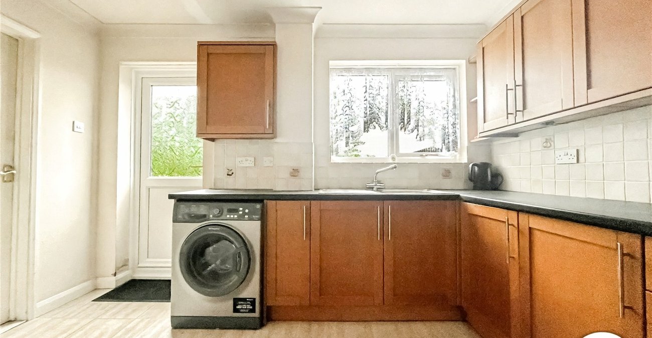 3 bedroom house for sale in Rochester | Robinson Michael & Jackson