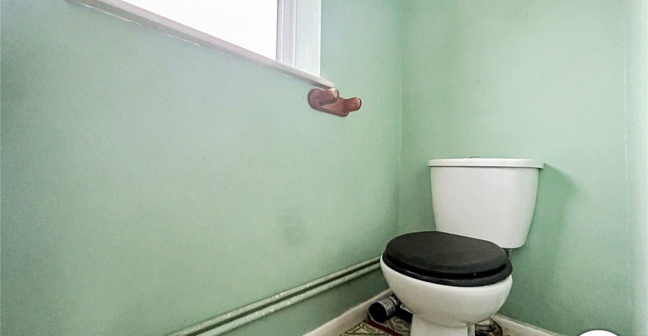 3 bedroom house for sale in Rochester | Robinson Michael & Jackson