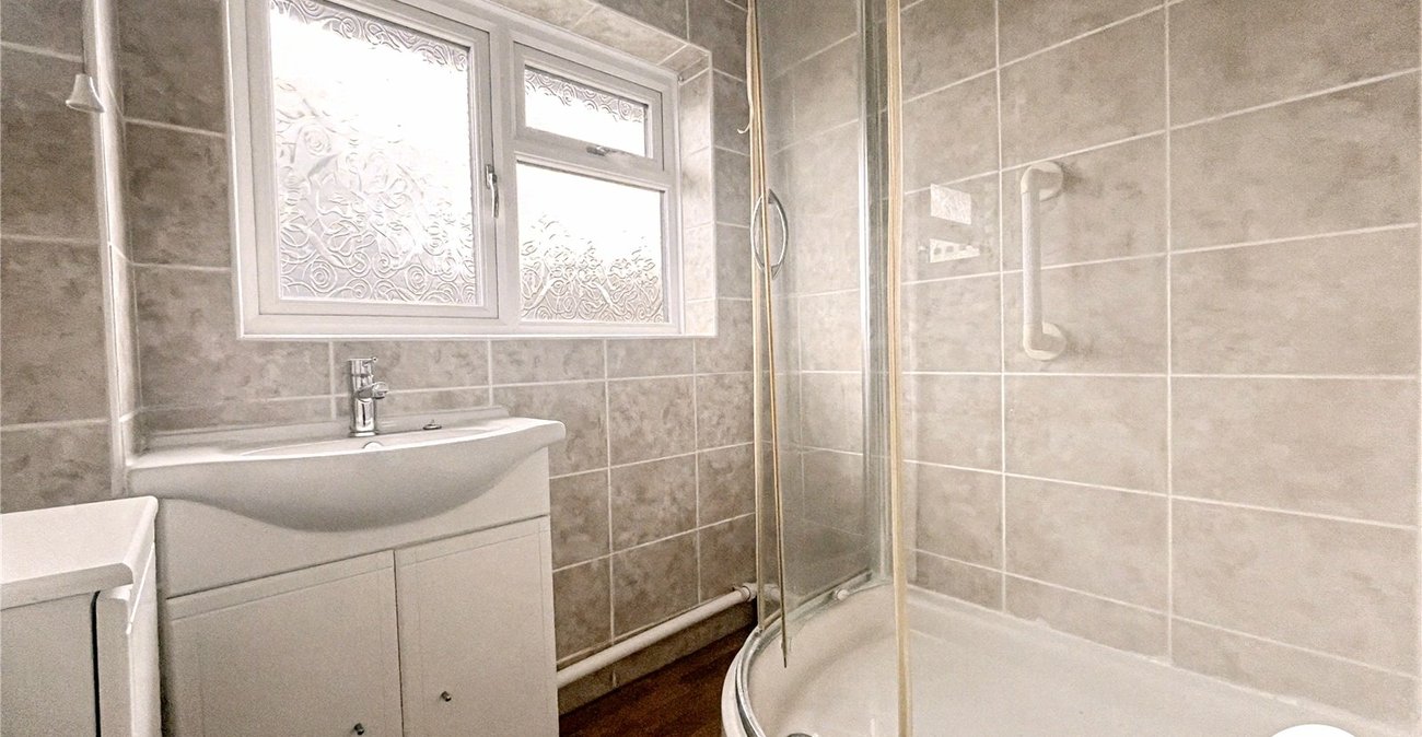 3 bedroom house for sale in Rochester | Robinson Michael & Jackson