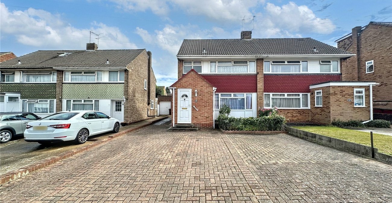 3 bedroom house for sale in Rainham | Robinson Michael & Jackson