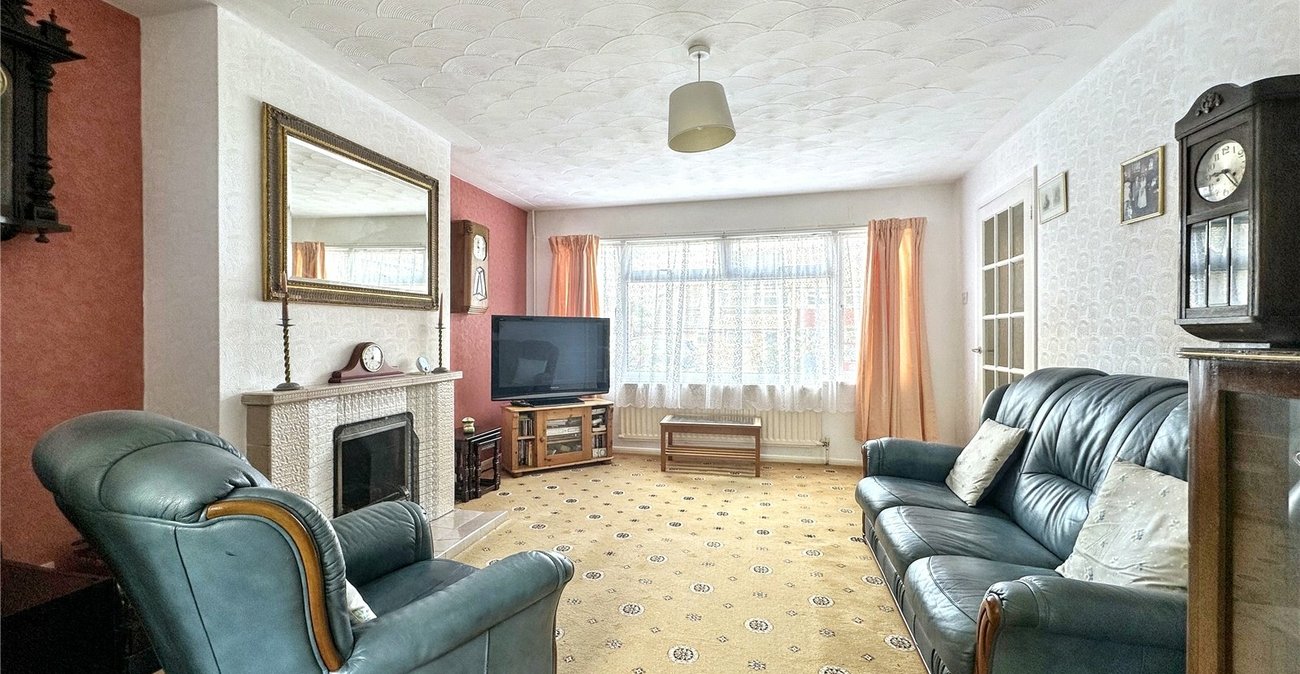 3 bedroom house for sale in Rainham | Robinson Michael & Jackson