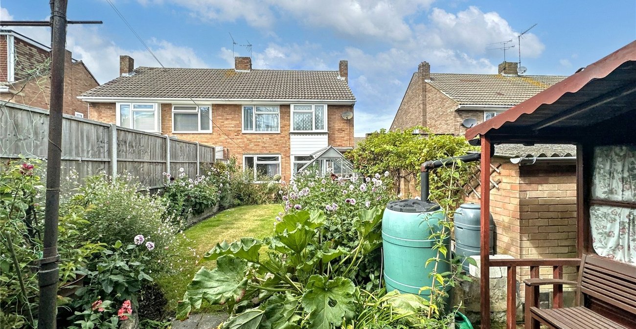 3 bedroom house for sale in Rainham | Robinson Michael & Jackson