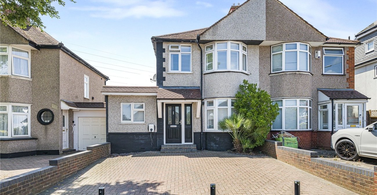4 bedroom house for sale in Bexley | Robinson Jackson