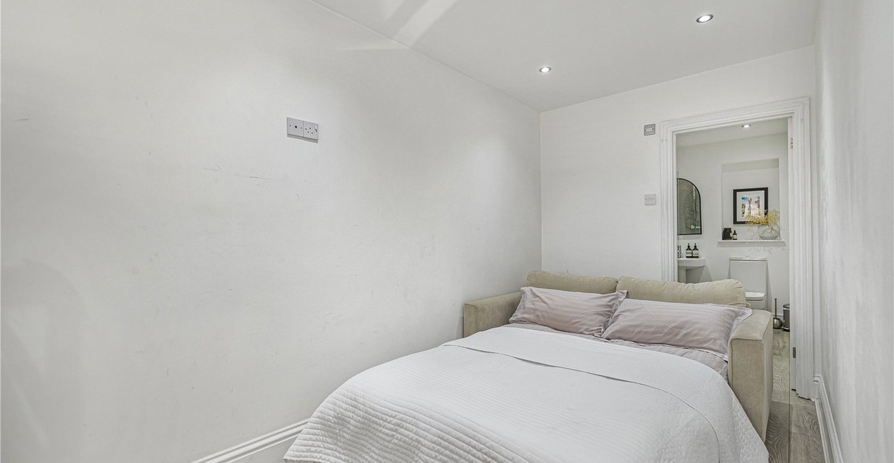 4 bedroom house for sale in Bexley | Robinson Jackson
