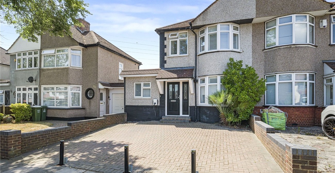 4 bedroom house for sale in Bexley | Robinson Jackson