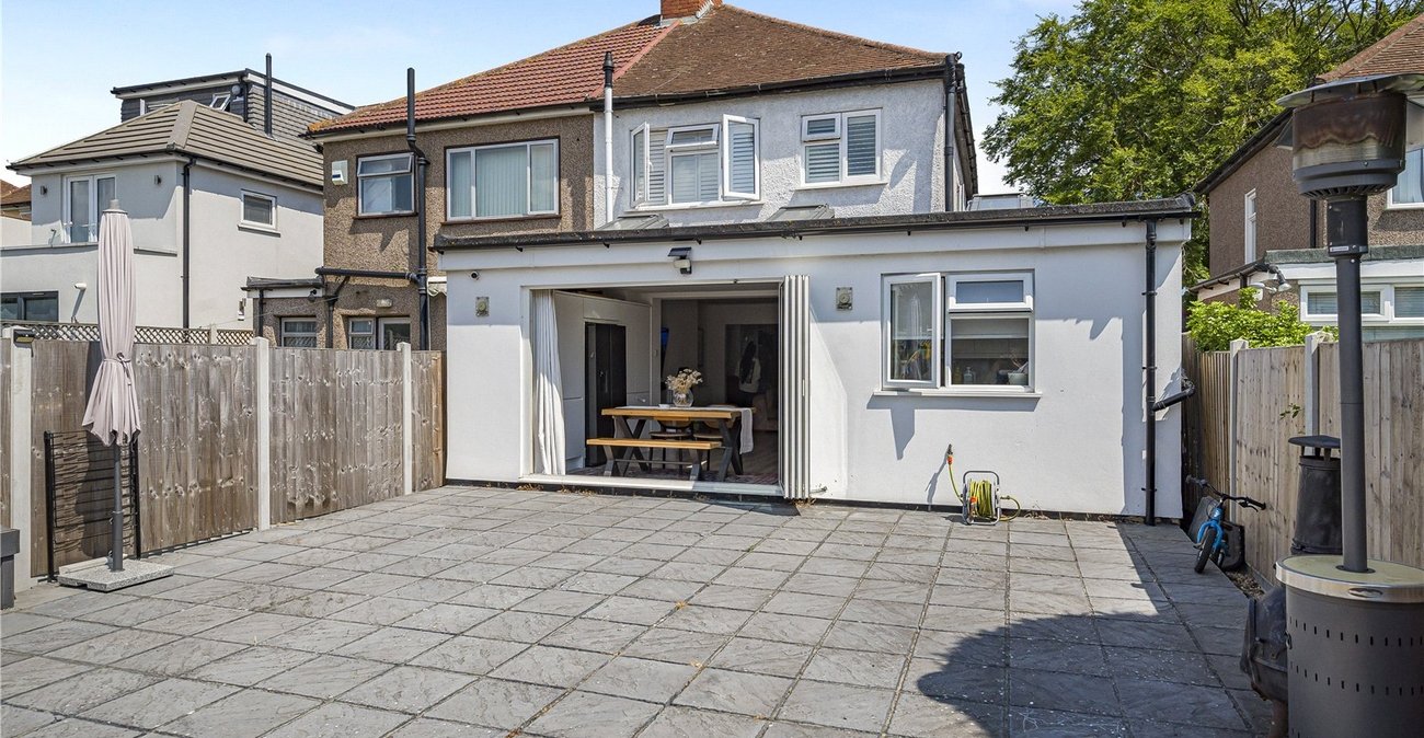 4 bedroom house for sale in Bexley | Robinson Jackson