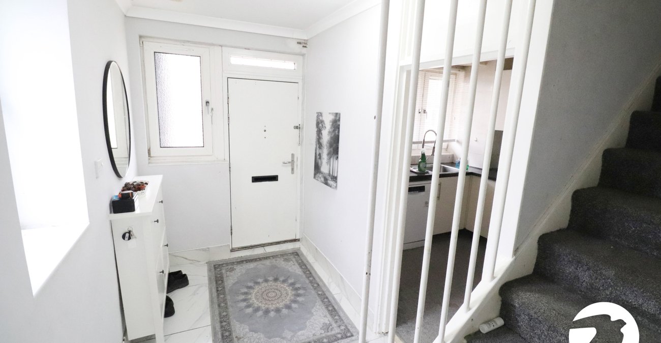 2 bedroom property for sale in Abbey Wood | Robinson Jackson