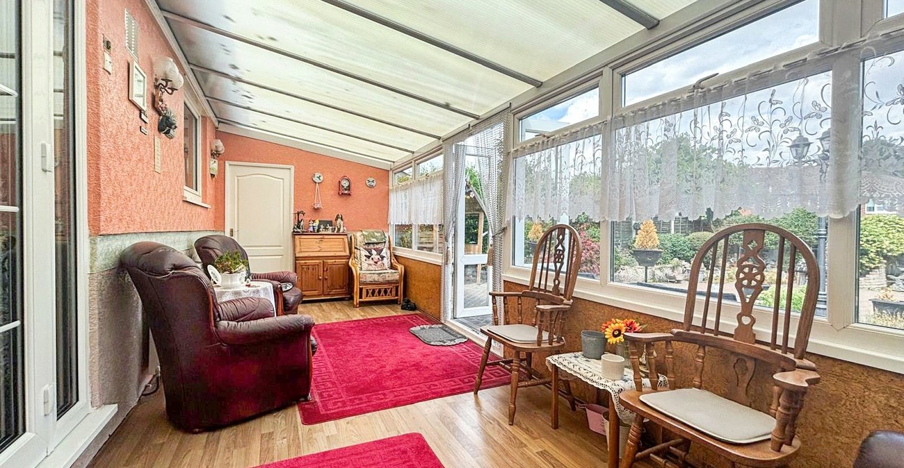 3 bedroom bungalow for sale in Bexley | Robinson Jackson