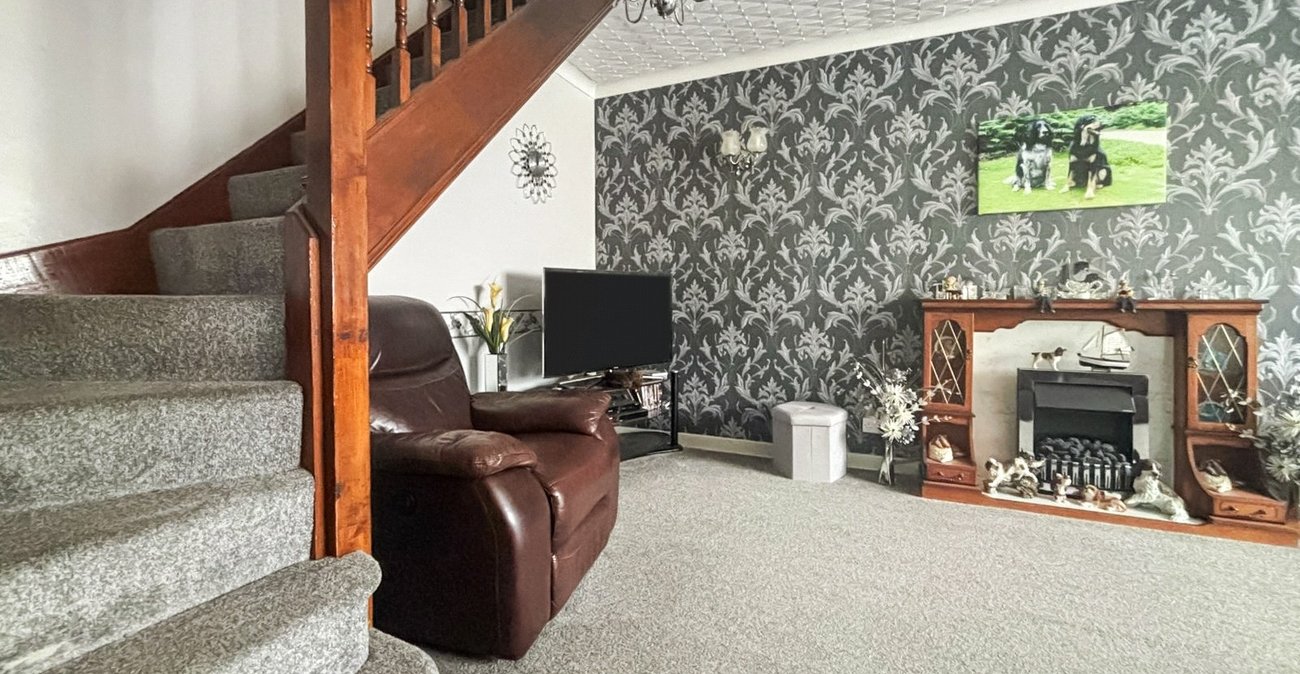 3 bedroom bungalow for sale in Bexley | Robinson Jackson