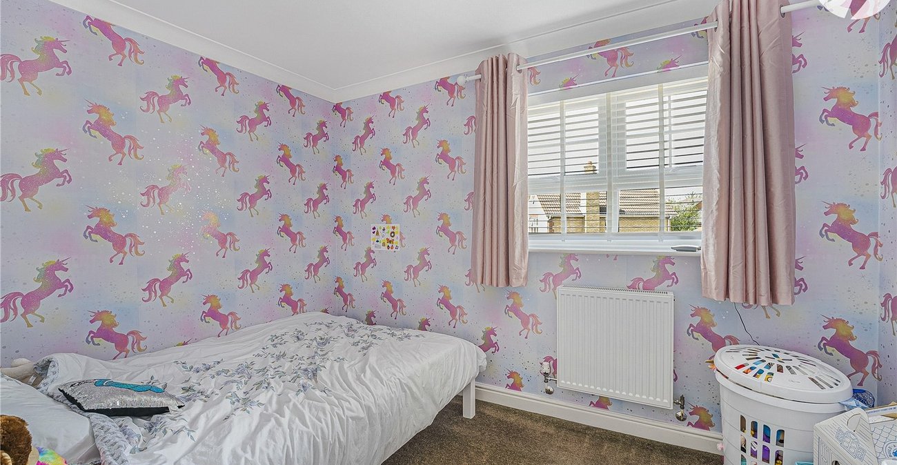 3 bedroom house for sale in Swanscombe | Robinson Jackson