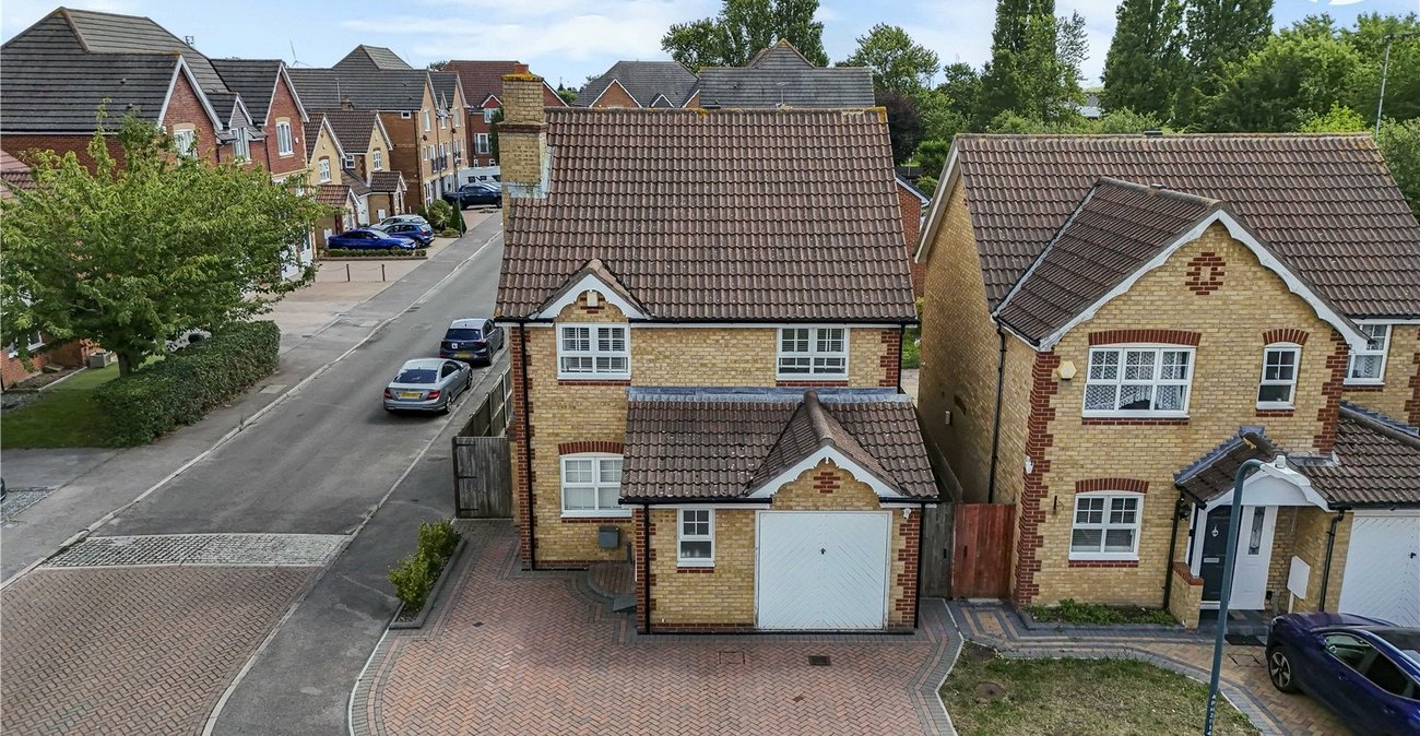 3 bedroom house for sale in Swanscombe | Robinson Jackson