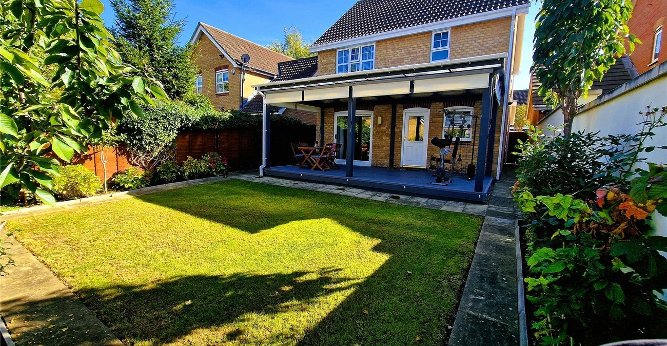 3 bedroom house for sale in Swanscombe | Robinson Jackson