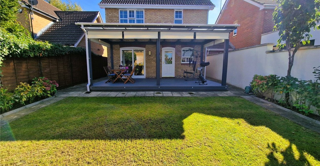 3 bedroom house for sale in Swanscombe | Robinson Jackson