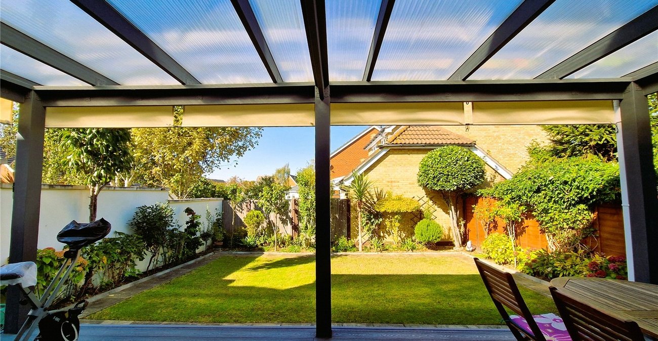 3 bedroom house for sale in Swanscombe | Robinson Jackson