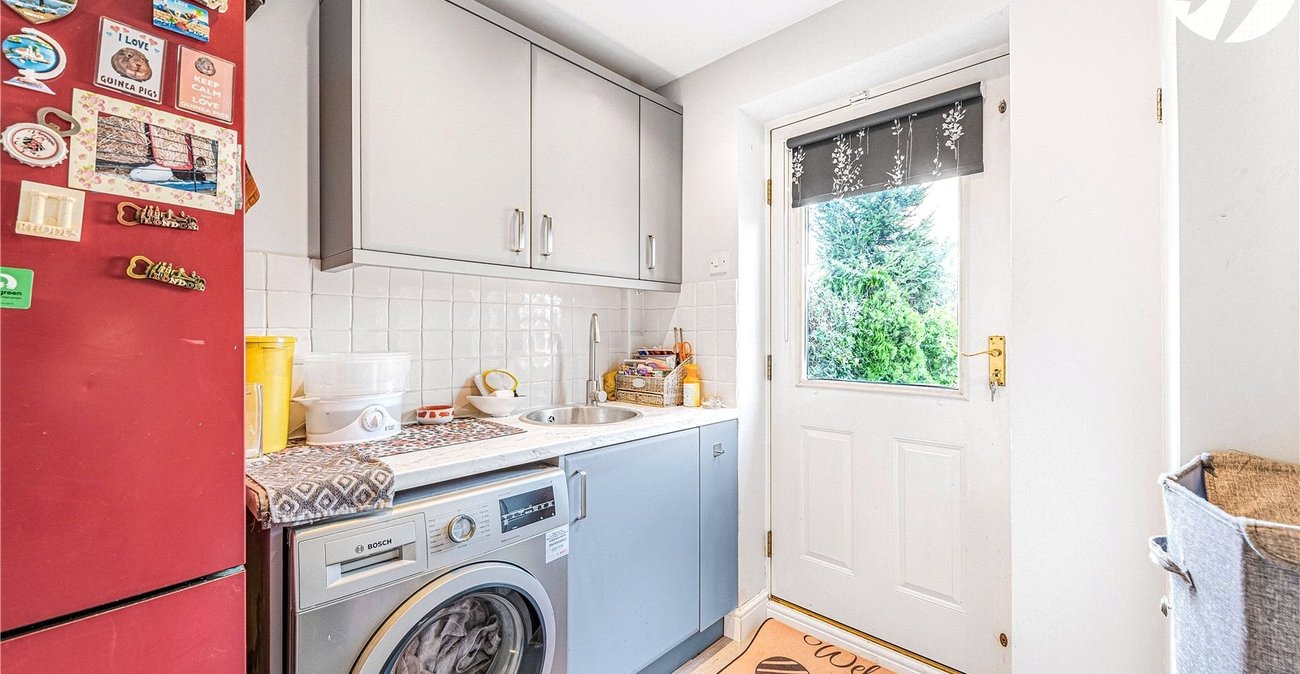 4 bedroom house for sale in Swanscombe | Robinson Jackson