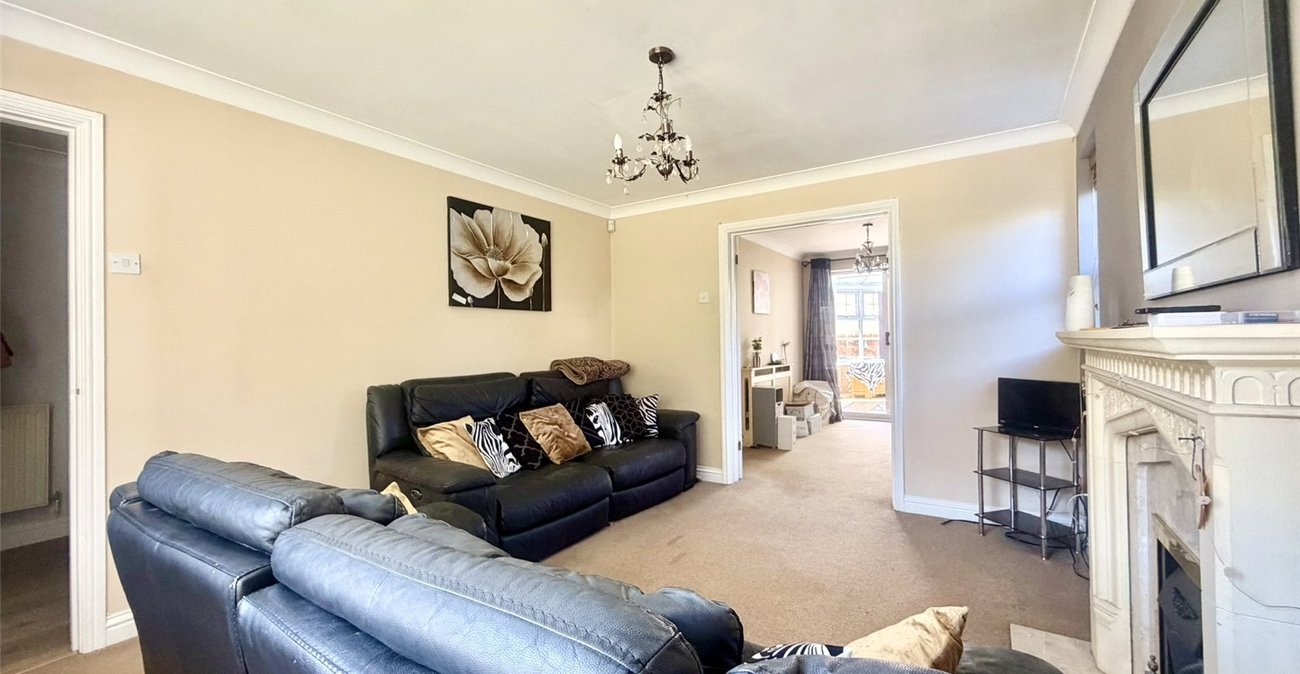 4 bedroom house for sale in Swanscombe | Robinson Jackson