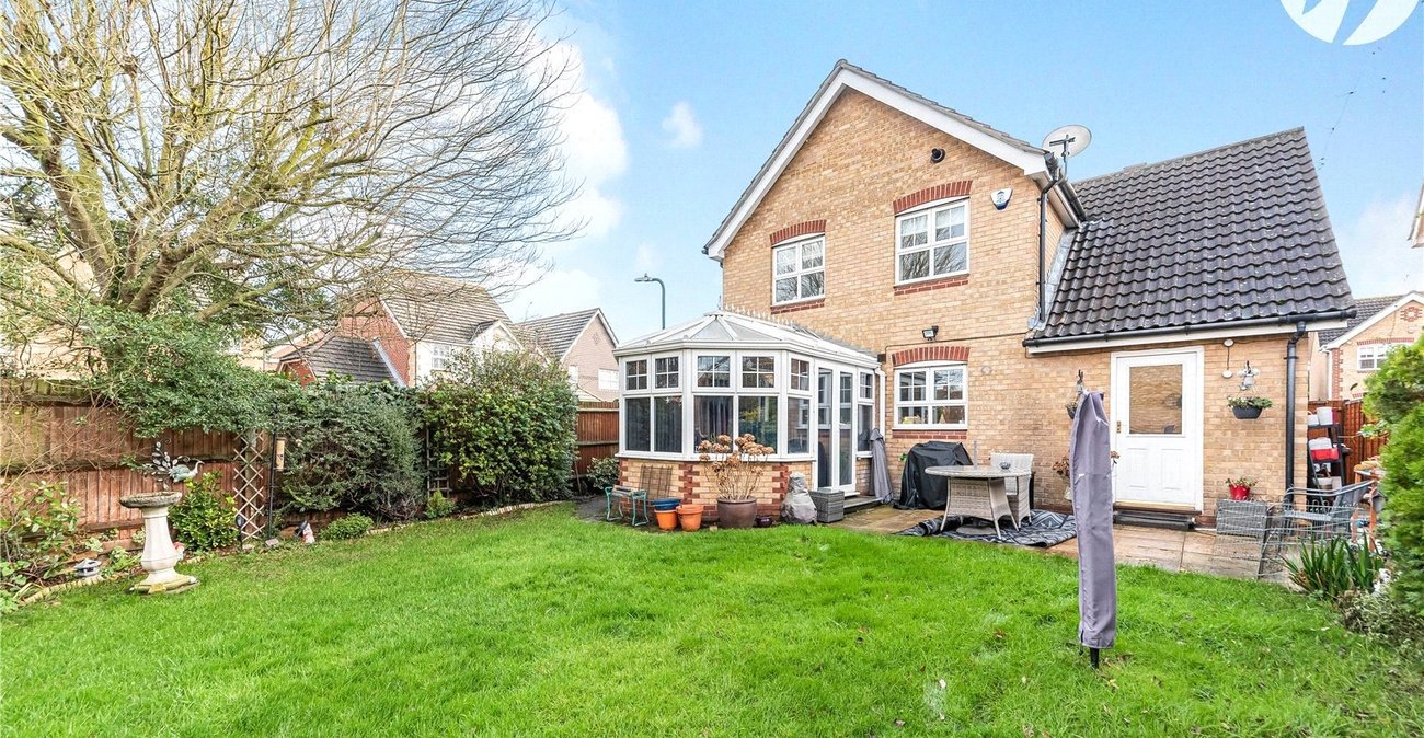 4 bedroom house for sale in Swanscombe | Robinson Jackson