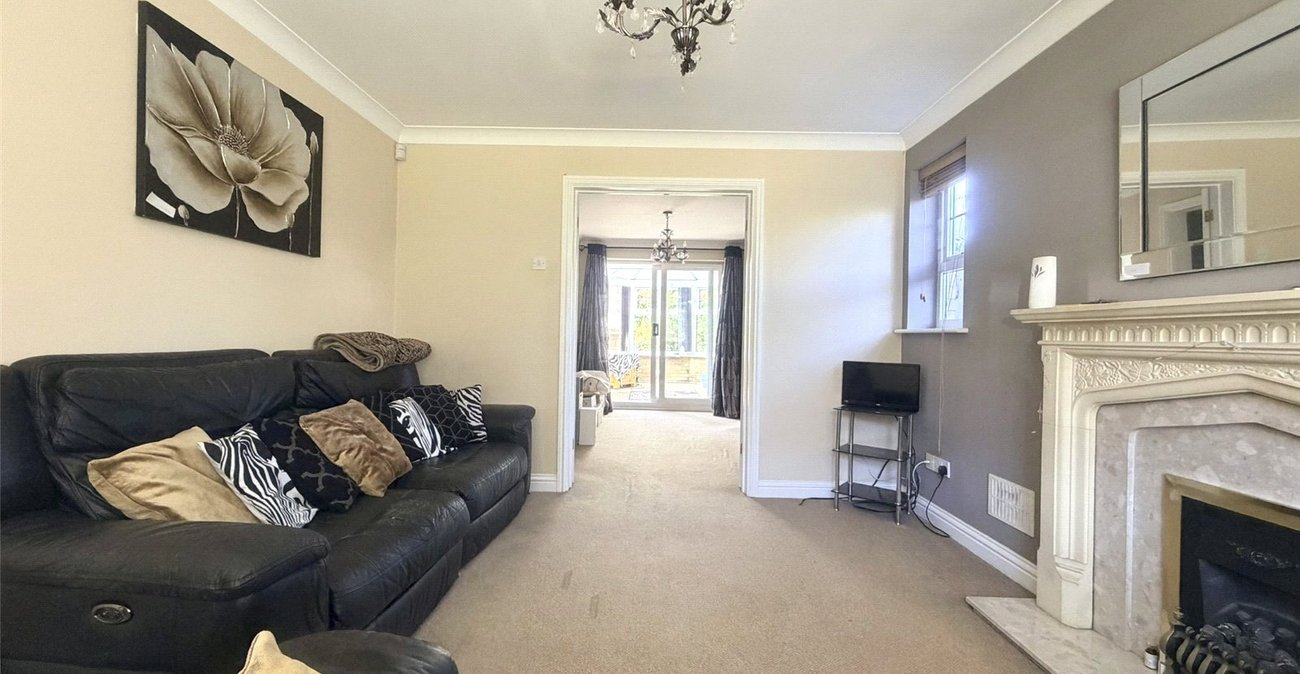 4 bedroom house for sale in Swanscombe | Robinson Jackson