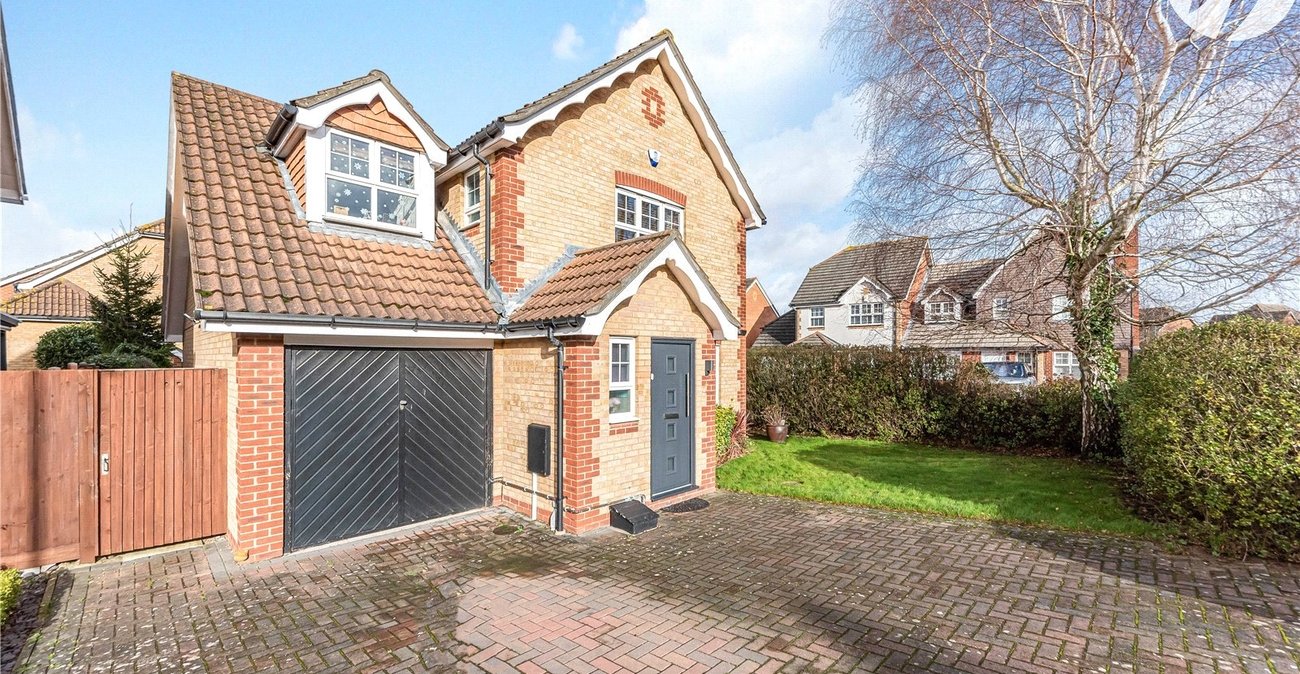 4 bedroom house for sale in Swanscombe | Robinson Jackson