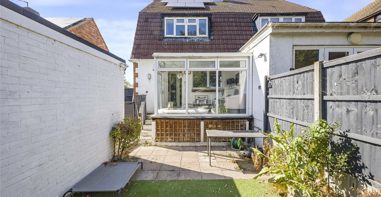 3 bedroom house for sale in Rochester | Robinson Michael & Jackson