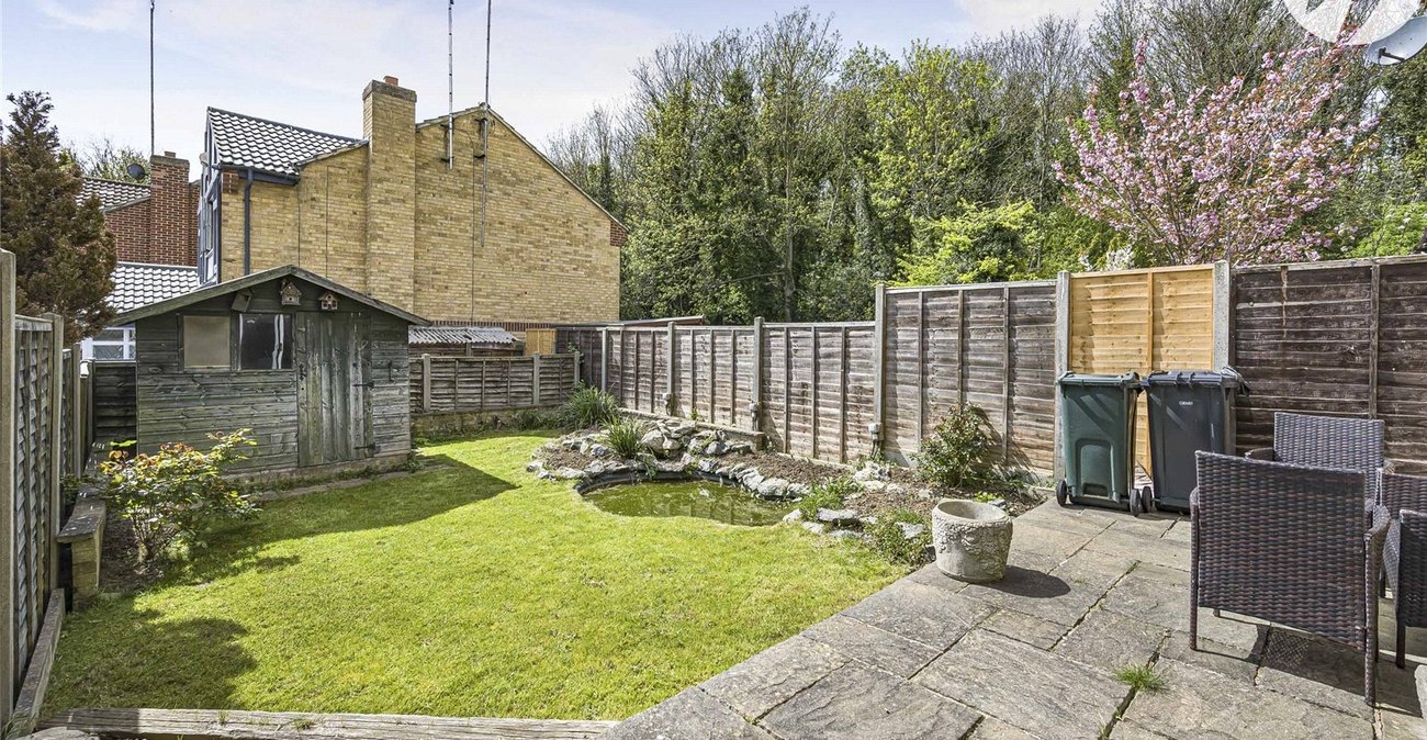1 bedroom house for sale in Greenhithe | Robinson Jackson