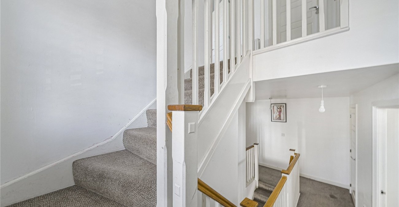 4 bedroom house for sale in Dartford | Robinson Jackson