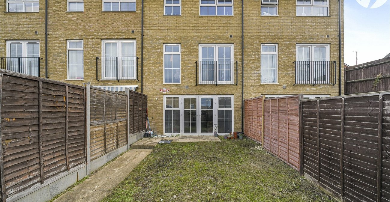 4 bedroom house for sale in Phoenix Quarter | Robinson Jackson