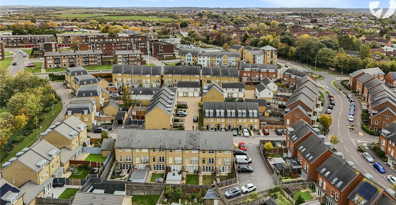 4 bedroom house for sale in Phoenix Quarter | Robinson Jackson