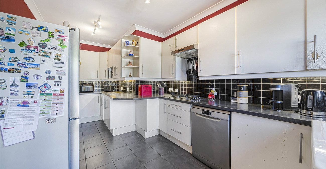 5 bedroom house for sale in Dartford | Robinson Jackson