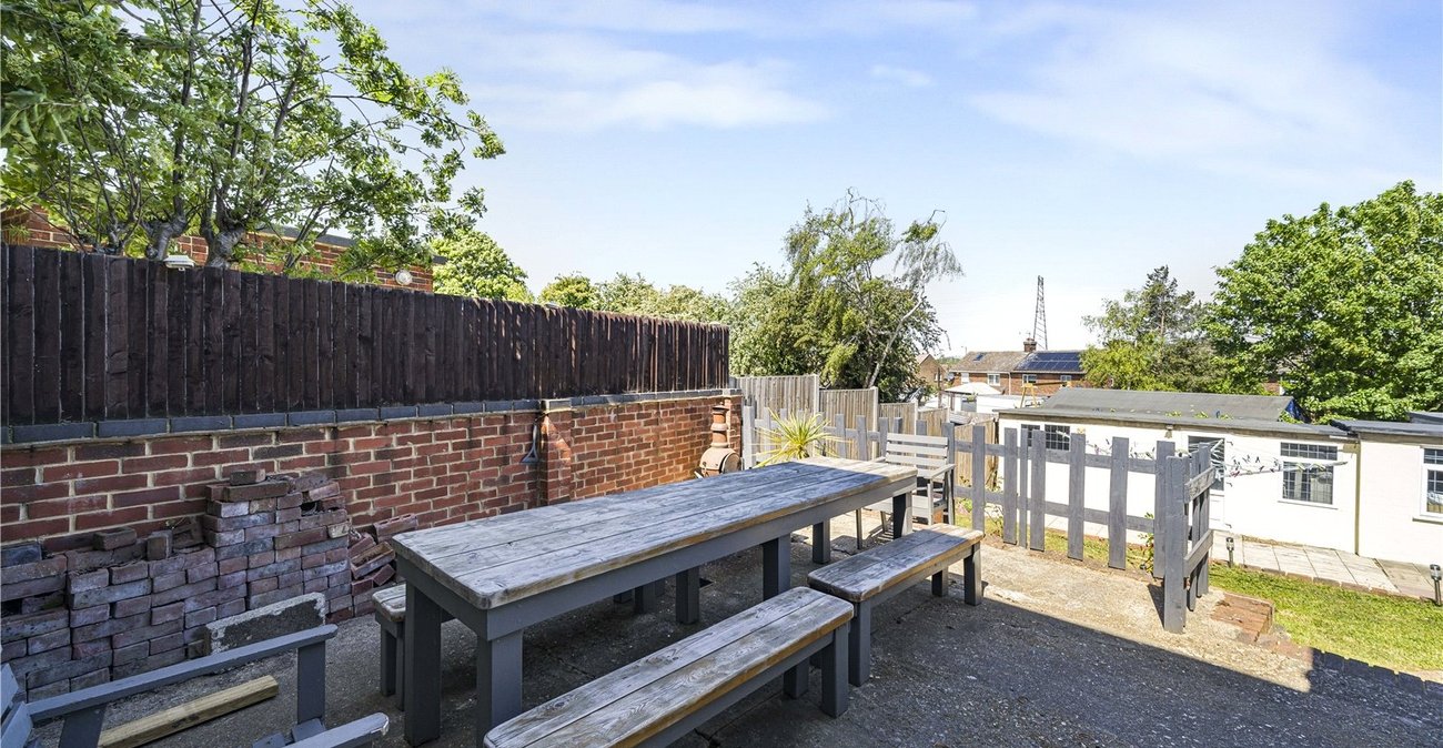 5 bedroom house for sale in Dartford | Robinson Jackson