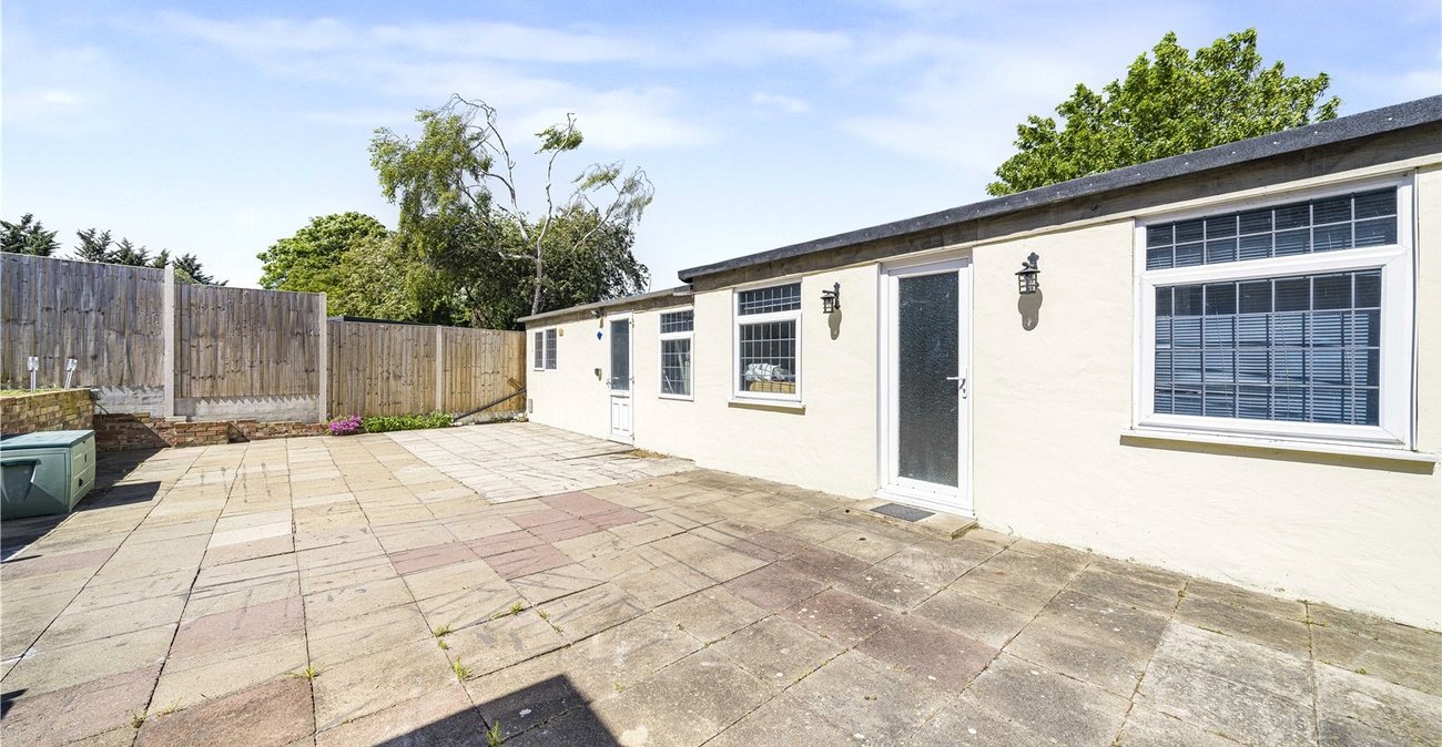 5 bedroom house for sale in Dartford | Robinson Jackson