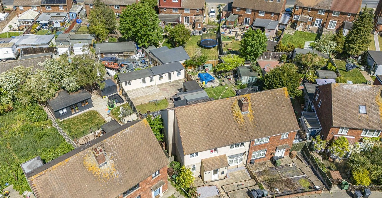 5 bedroom house for sale in Dartford | Robinson Jackson
