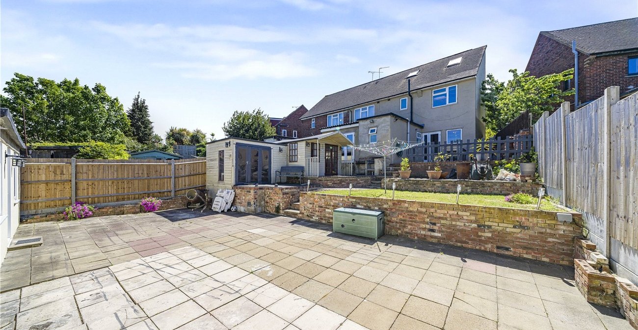 5 bedroom house for sale in Dartford | Robinson Jackson
