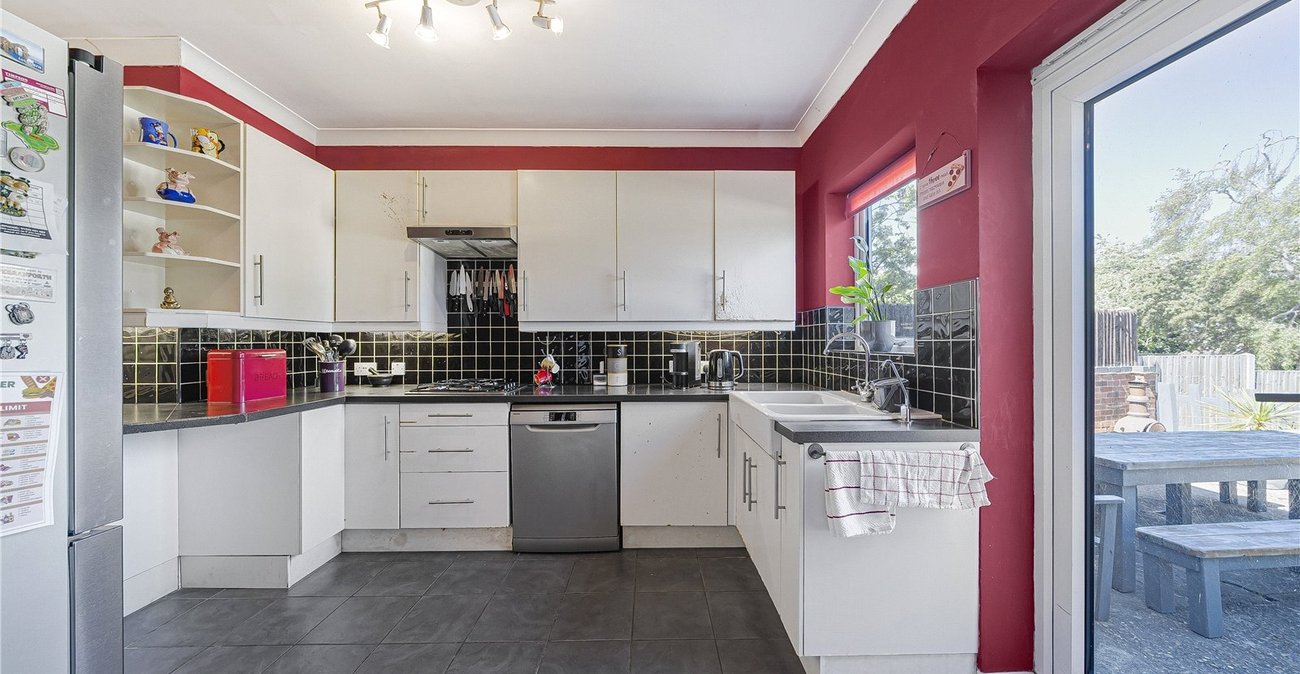 5 bedroom house for sale in Dartford | Robinson Jackson