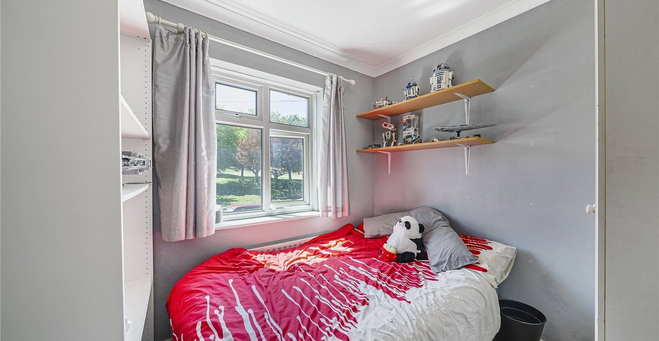 5 bedroom house for sale in Dartford | Robinson Jackson