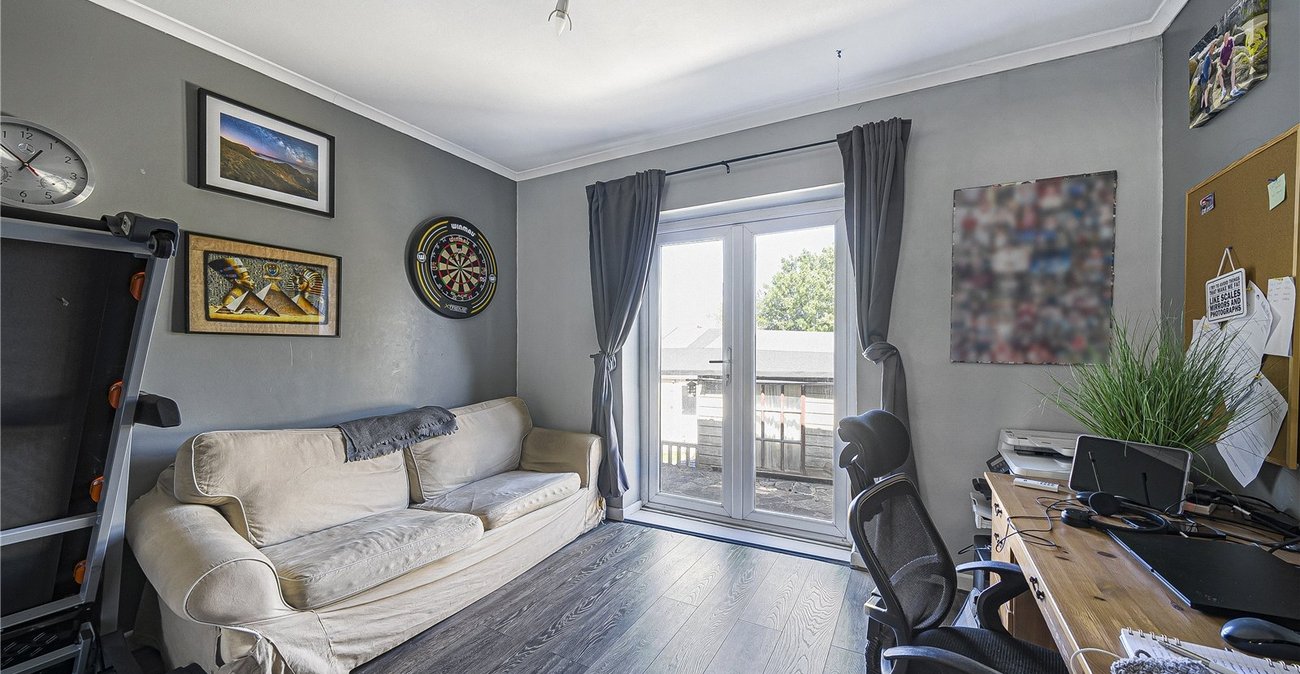 5 bedroom house for sale in Dartford | Robinson Jackson