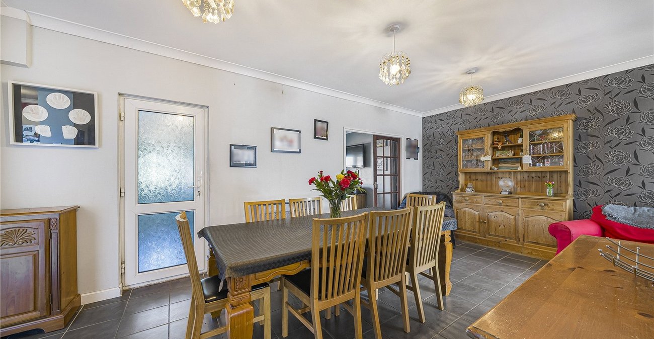 5 bedroom house for sale in Dartford | Robinson Jackson