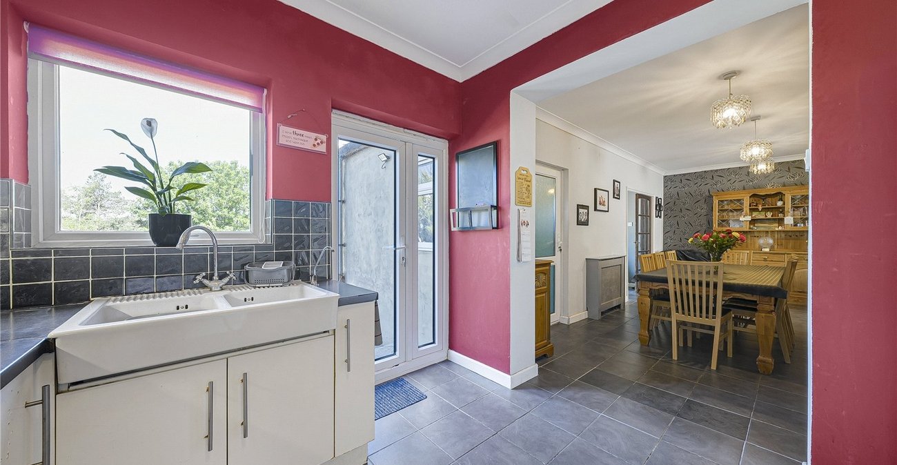 5 bedroom house for sale in Dartford | Robinson Jackson