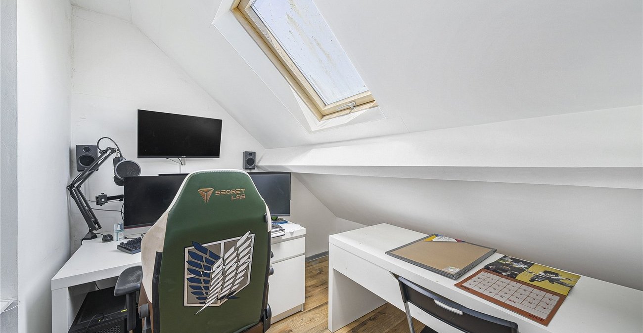 5 bedroom house for sale in Dartford | Robinson Jackson