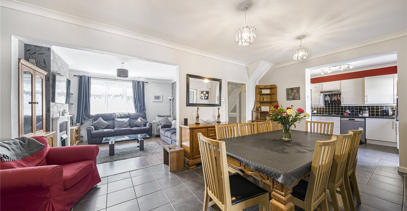 5 bedroom house for sale in Dartford | Robinson Jackson