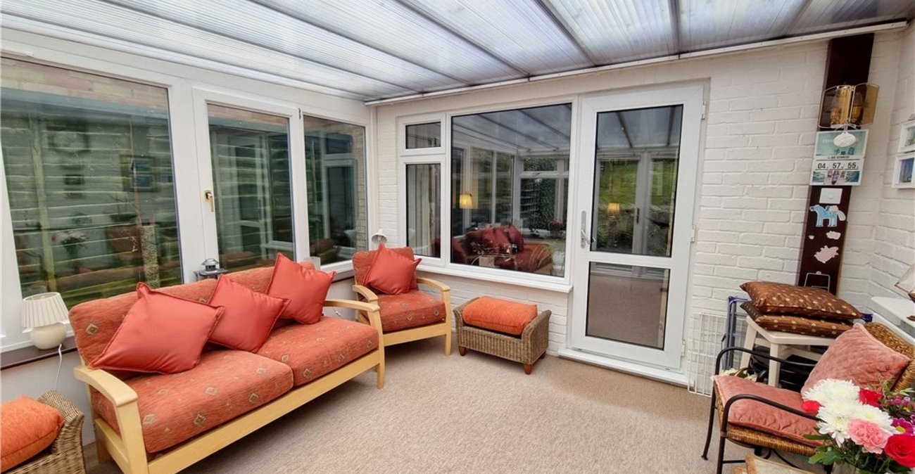 3 bedroom bungalow for sale in Orpington | Robinson Jackson