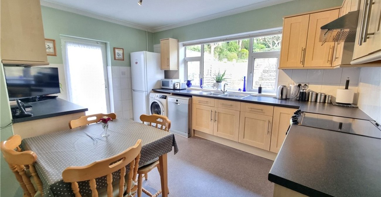 3 bedroom bungalow for sale in Orpington | Robinson Jackson
