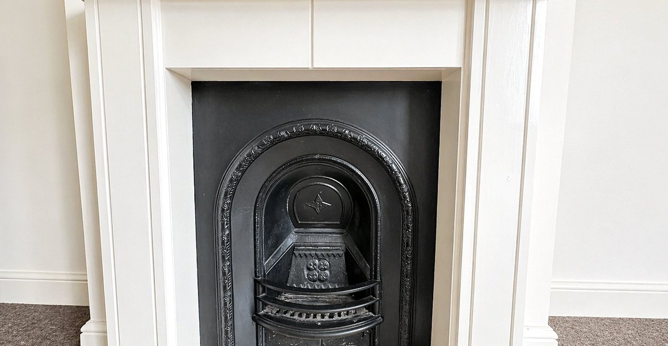 2 bedroom property for sale in London | Robinson Jackson