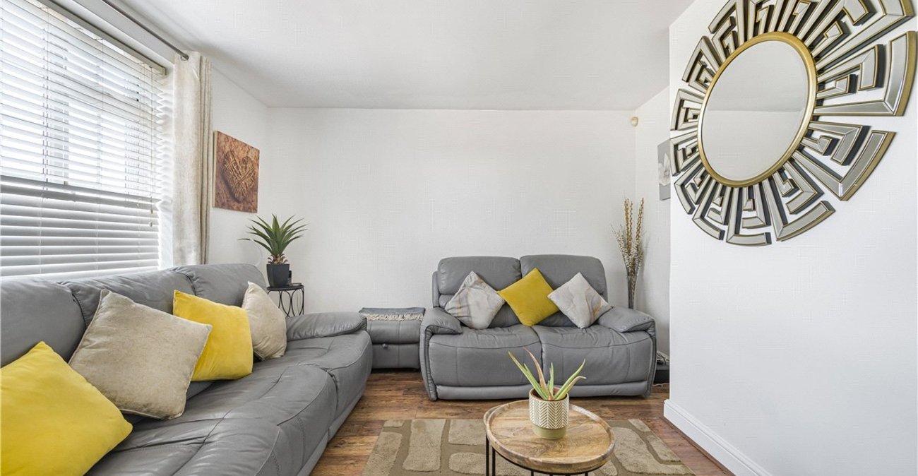 3 bedroom house for sale in Orpington | Robinson Jackson