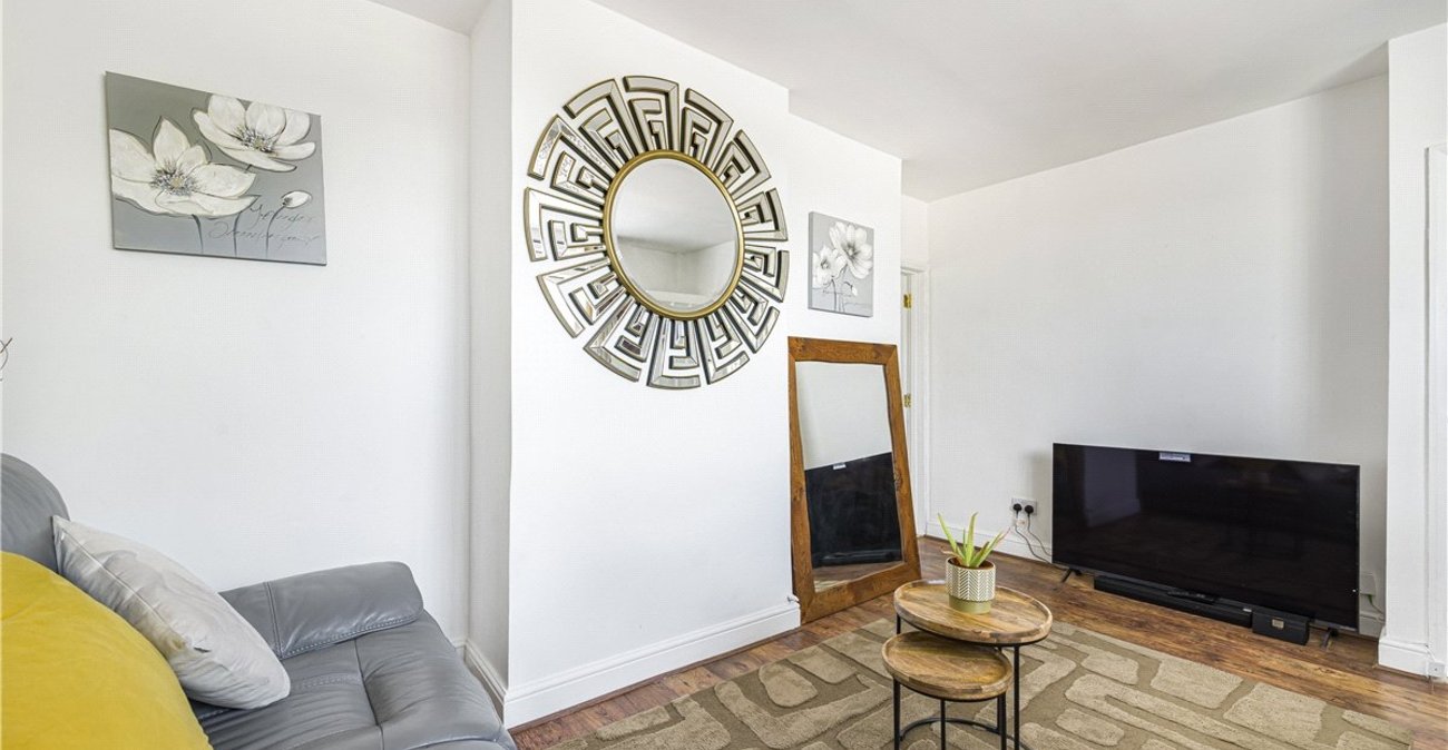 3 bedroom house for sale in Orpington | Robinson Jackson