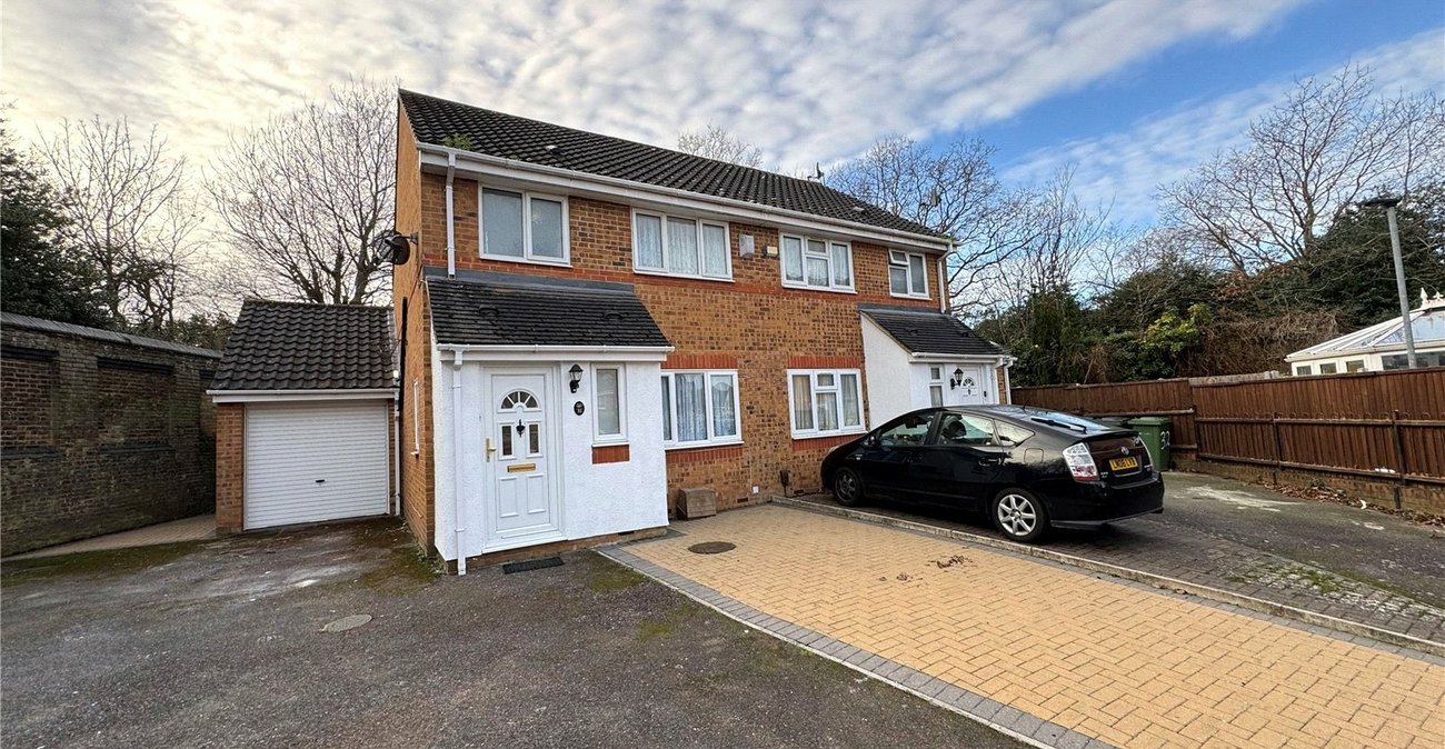 3 bedroom house for sale in Plumstead | Robinson Jackson