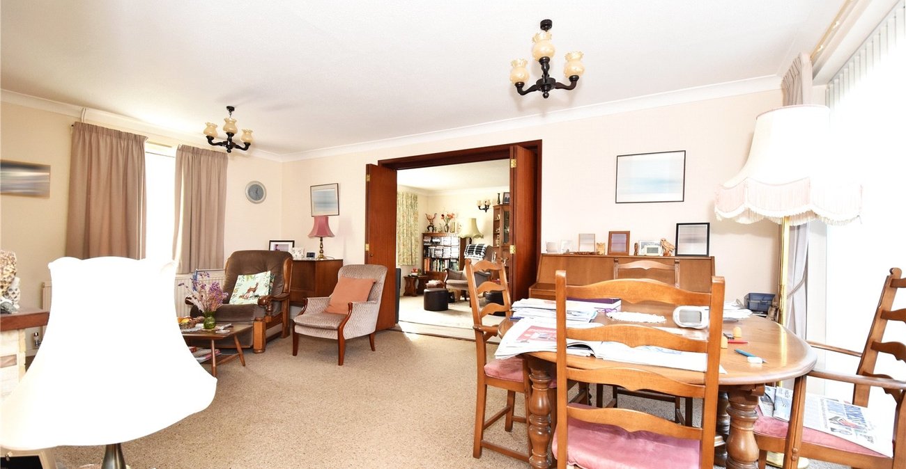 4 bedroom house for sale in Swanley | Robinson Jackson