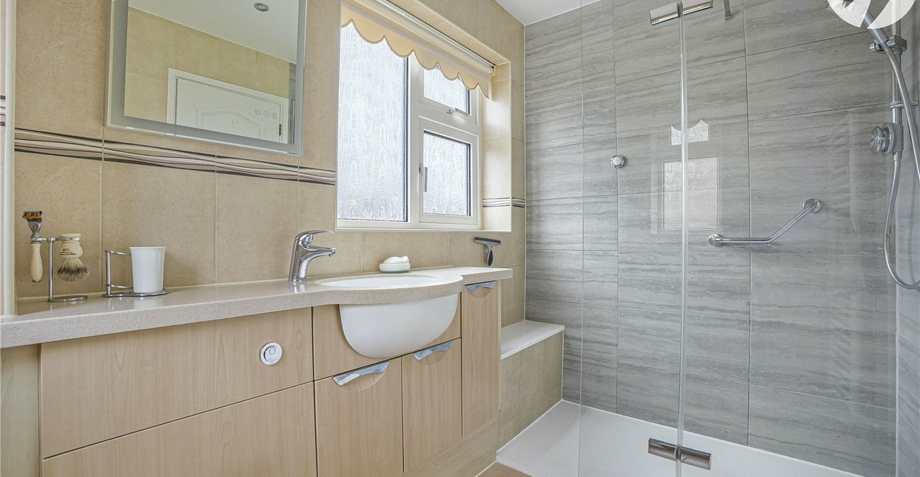 3 bedroom house for sale in Swanley | Robinson Jackson