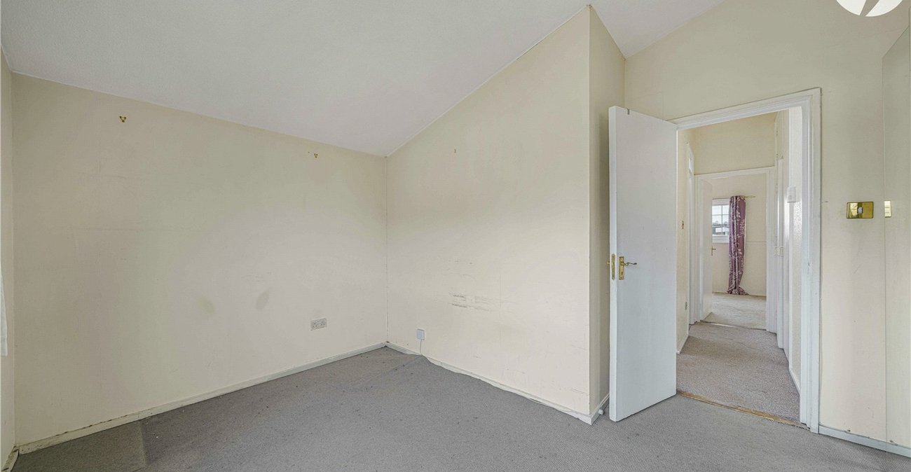 3 bedroom property for sale in Dartford | Robinson Jackson